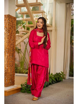 THE52 - Pink Solid Silk Crepe Straight Kurta with Salwar and Dupatta