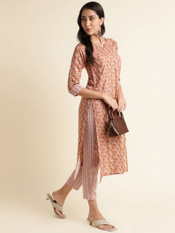 Fabclub - Women Rayon Printed Straight Peach Kurta with Pant