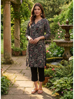 Lakshita - Embroidered black Straight long Kurta with Pant