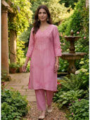 Pink color option, Currently selected