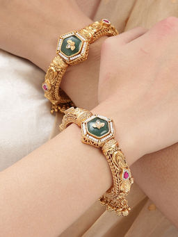 Nuyug - Gold Plated Emerald Heritage Bangle