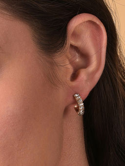 Sohi - Multi Color Contemporary Studs Earrings