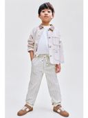 White color option, Currently selected