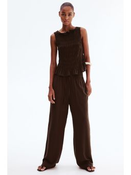 H&M - Women Green Viscose drawstring trousers