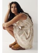 Beige color option, Currently selected