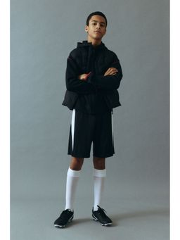 H&M MOVE - Boys Red 2-pack football shorts with DryMove