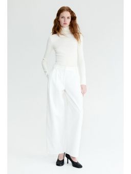 H&M - Women White Tailored cotton trousers