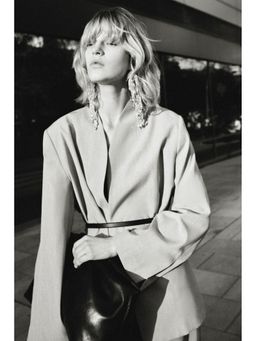 H&M - Women Beige Belted blazer