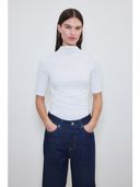 White color option, Currently selected