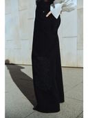Black color option, Currently selected