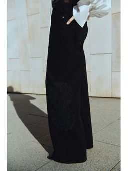 H&M - Women Black Crochet look-detail jeans