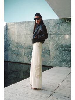 H&M - Women White Crochet look-detail jeans