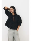 Black color option, Currently selected