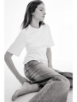 H&M - Women White Waisted interlock T-shirt