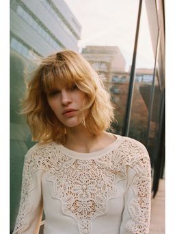 H&M - Women White Crochet look-detail top