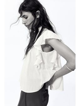H&M - Women White Frill-trimmed blouse