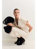 White color option, Currently selected