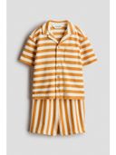 Yellow color option, Currently selected