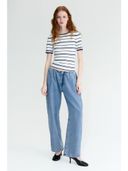 White color option, Currently selected