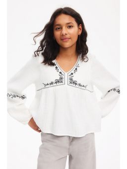 H&M - Girls White Embroidered cotton muslin Top