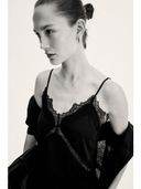 Black color option, Currently selected