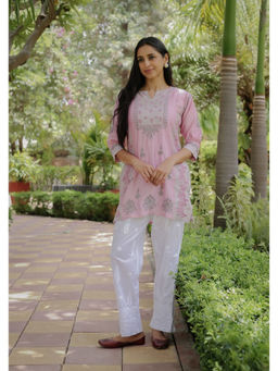 HOUSE OF KARI - Saba Chikankari Short kurti in Chanderi Silk - Pink