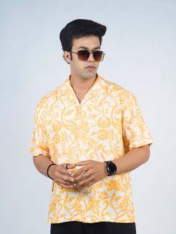 Eszett - Men Yellow Floral Half Sleeves Casual Shirt