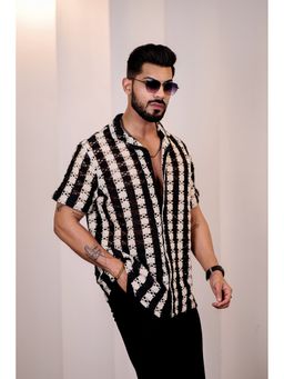 Eszett - Men Black Cotton Stripes Casual Shirt