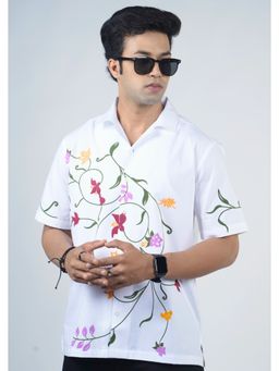 Eszett - Men White Floral Half Sleeves Casual Shirt