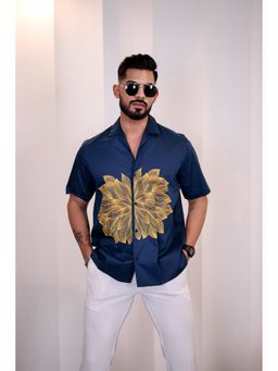 Eszett - Men Blue Floral Half Sleeves Casual Shirt