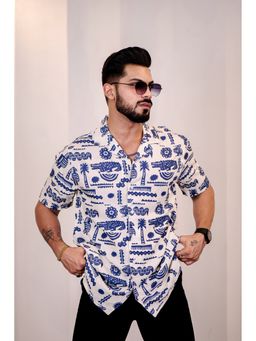 Eszett - Men Navy Blue Cotton Printed Casual Shirt
