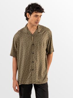 Eszett - Men Olive Cotton Polka Dots Casual Shirt
