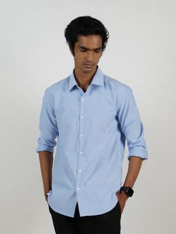 Eszett - Men Blue Cotton Solid Casual Shirt