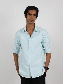Eszett - Men Blue Cotton Solid Casual Shirt