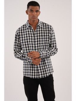 Eszett - Men Black Cotton Checks Casual Shirt