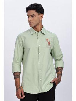 Eszett - Men Green Solid Full Sleeves Casual Shirt