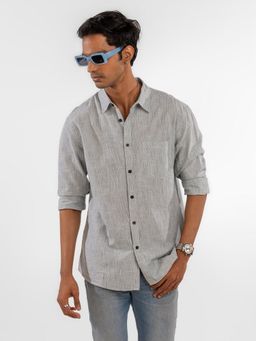 Eszett - Men Green Cotton Solid Casual Shirt