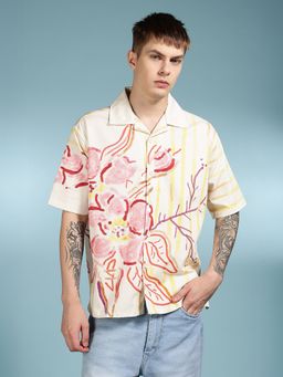 Eszett - Men White Stripes Half Sleeves Casual Shirt