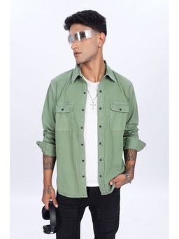 Eszett - Men Green Cotton Solid Casual Shirt