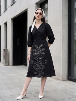 ZUMMER - Women Black Cotton Embroidered Midi Dress