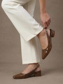 Brown color option, Sold out, Currently selected