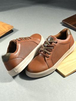 EGOSS - Men Brown Lace-Up Sneakers By Aspeerio