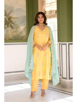 Mahee Jaipur - Butter Yellow Marodi Embroidery Kurta with Pant & Dupatta