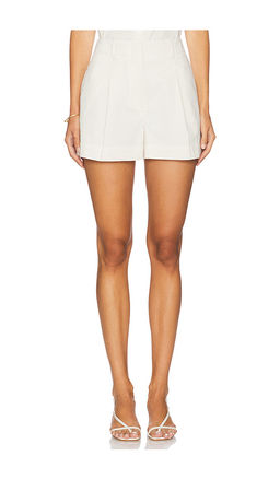 L'Academie - by Marianna Emi Short