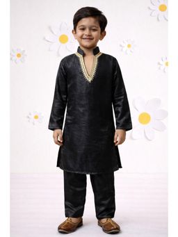 JBN Creation - Black Silk Blend Solid Kurta With Pyjama