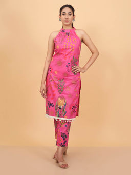 HANDME - Whimsical Floral Halter Neck Kurta & Pant (Set of 2)