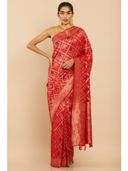 Red color option, Sold out, Currently selected