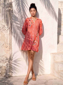NAUTANKY INDIA - Red Dice And Daisy Dress