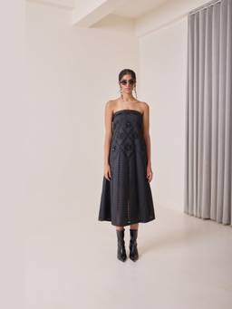 NeedleTen - Black Noir Art-Cut Tube Dress