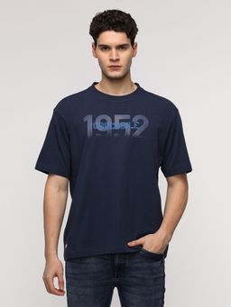 Crocodile - Oversize Letter Graphic T-Shirt - Navy Blue